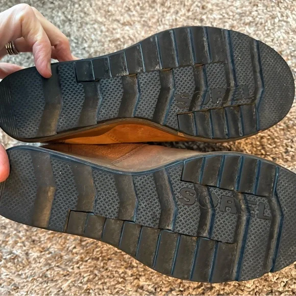 Sorel ladies wedge heel pull on suede and leather boots size 8 - Picture 9 of 9